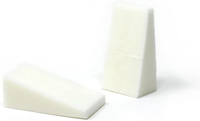 Amazon Essentials Cosmetic Foam Wedges For Makeup, 32 Count (Previously Amazon Basics)