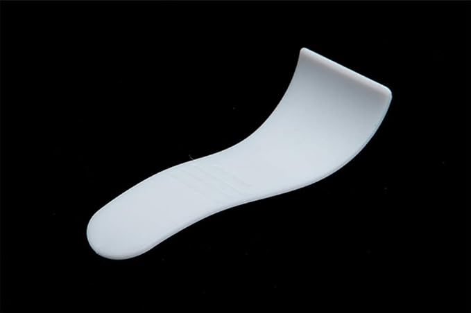20 Pcs Hair Removal Spatulas Sticks, Plastic Mask Scraper Waxing Applicator Depilatory Creams Hair Waxing Removal Tools, Ergonomic Design, Reusable, Comfortable to Hand Feeling, Unisex