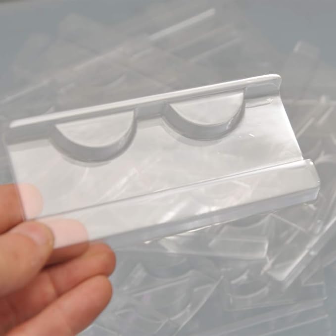 Healthcom 50 Pieces 25mm Rectangle Plastic Eyelash Trays Clear Lash Trays Holder Mink Lash Trays Eye Lash Tray for False Eyelashes Packaging Box Eyelash Storage Case Cosmetic Container Beauty Salons