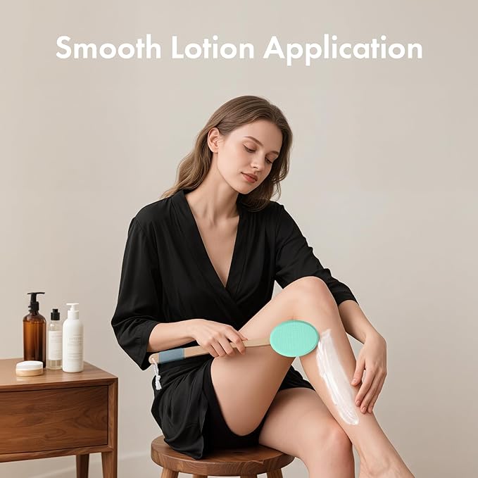 AmazerBath Lotion Applicator for Back, Feet, 4 Replacement Pads with 17" Curved Handle, Back Sunscreen Applicator for Kids, Elderly, Women, Apply Skin Cream Medicine Moisturizer Tanner, Apple Green