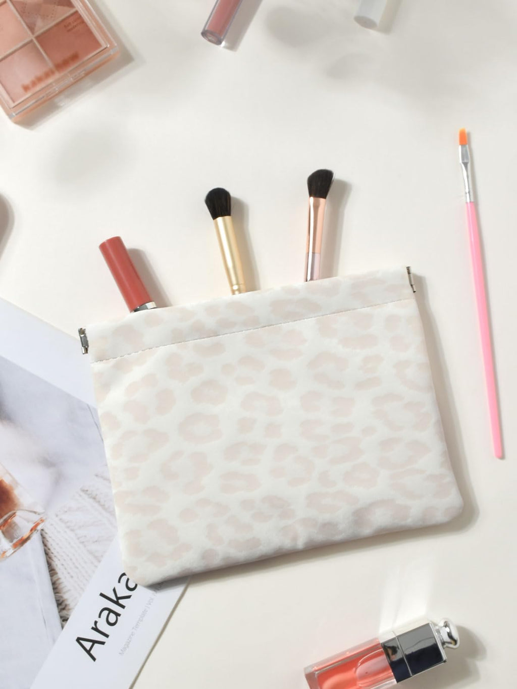 Ksriylm Leopard Leather Small Makeup Pouch for Women,Cosmetic Accessories,Waterproof and Portable Cosmetic Bag,Self-closing, No Zipper, Aesthetic Storage Pouch,Lipstick for Purse,Light Yellow