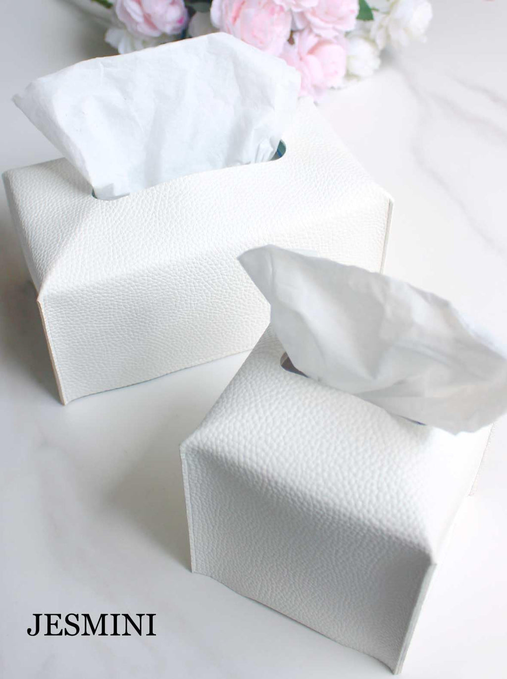 JESMINI Tissue Holder White Tissue Box Cover – Square Leather Tissue Cover Box with Bottom Belt, Decorative Tissue Box Holder for Modern Home Office Decor