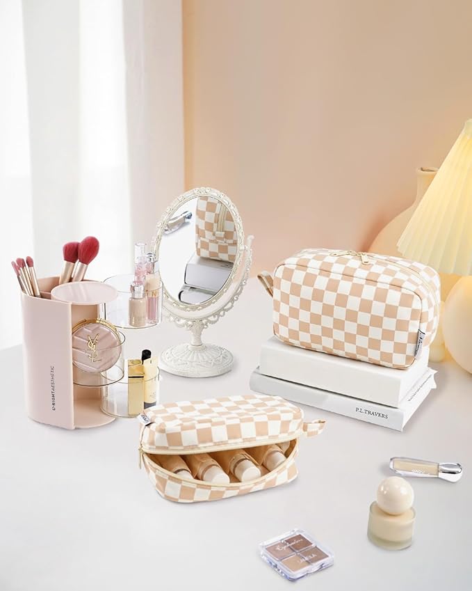 Narwey Small Checkered Makeup Bag for Purse Mini Cosmetic Bag Travel Makeup Pouch Zipper Pouch Cute Make up Bags with Organized Pockets for Women (Light Checkerboard, Small)