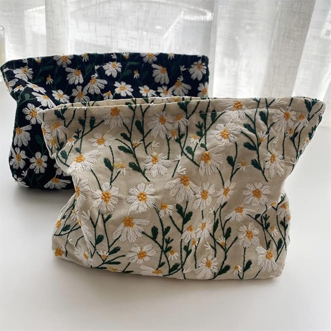 Makeup Bags for Purse Zipper Cosmetic Pouch Large Travel Canvas Make Up Organizer Tool Pouch for Women and Girls,Daisy White