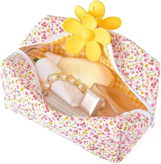 MZLUWM Puffy Coquette Floral Quilted Makeup Bag - Large Fashionable Travel Pouch, Cute Pink