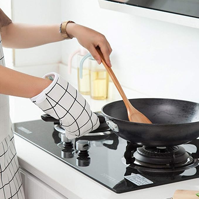 Win Change Oven Mitts and Potholders BBQ Gloves-Oven Mitts and Pot Holders with Recycled Infill Silicone Non-Slip Cooking Gloves for Cooking Baking Grilling (4-Piece Set) (White)