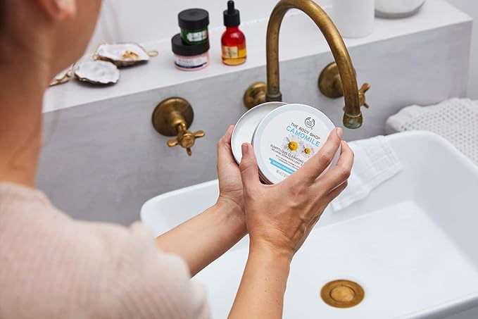 The Body Shop Chamomile Sumptuous Makeup Cleansing Butter | Removes Waterproof Makeup with Shea Butter | Safe for Sensitive Skin, 90 ml / 2.6 oz