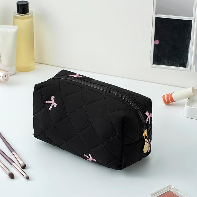 HHQQWZ Makeup Bag Travel Cosmetic Bag for Women Girls, Zipper Make Up Pouch, Floral Flowers Toiletry Organizer Makeup, Portable Storage Cosmetic Travel Cloth Bag (Black)