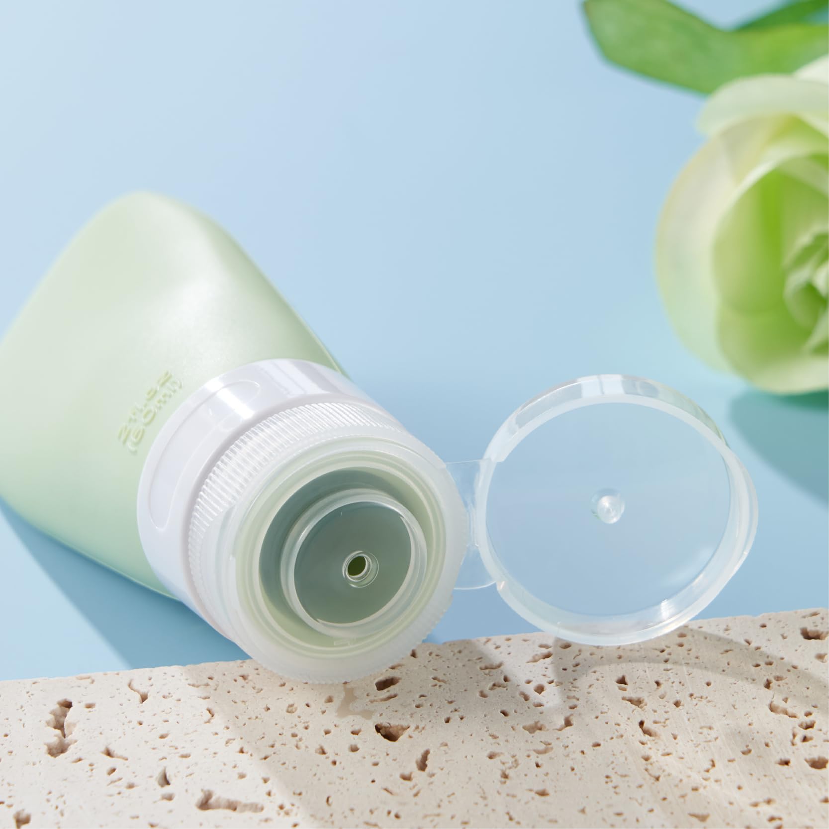 INSFIT Travel Bottles for Toiletries, TSA Approved 2oz Travel Size Bottles Leak Proof Travel Containers for Toiletries, BPA Free Refillable Travel Accessories for Shampoo Body Wash Liquids Green