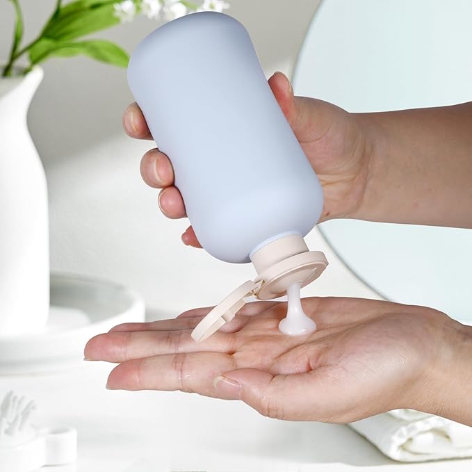 UMETASS Travel Shampoo Bottle, Empty Plastic Squeeze Bottles 10oz with Flip Cap, Lotion Container for Tavel Size Shampoo and Conditioner