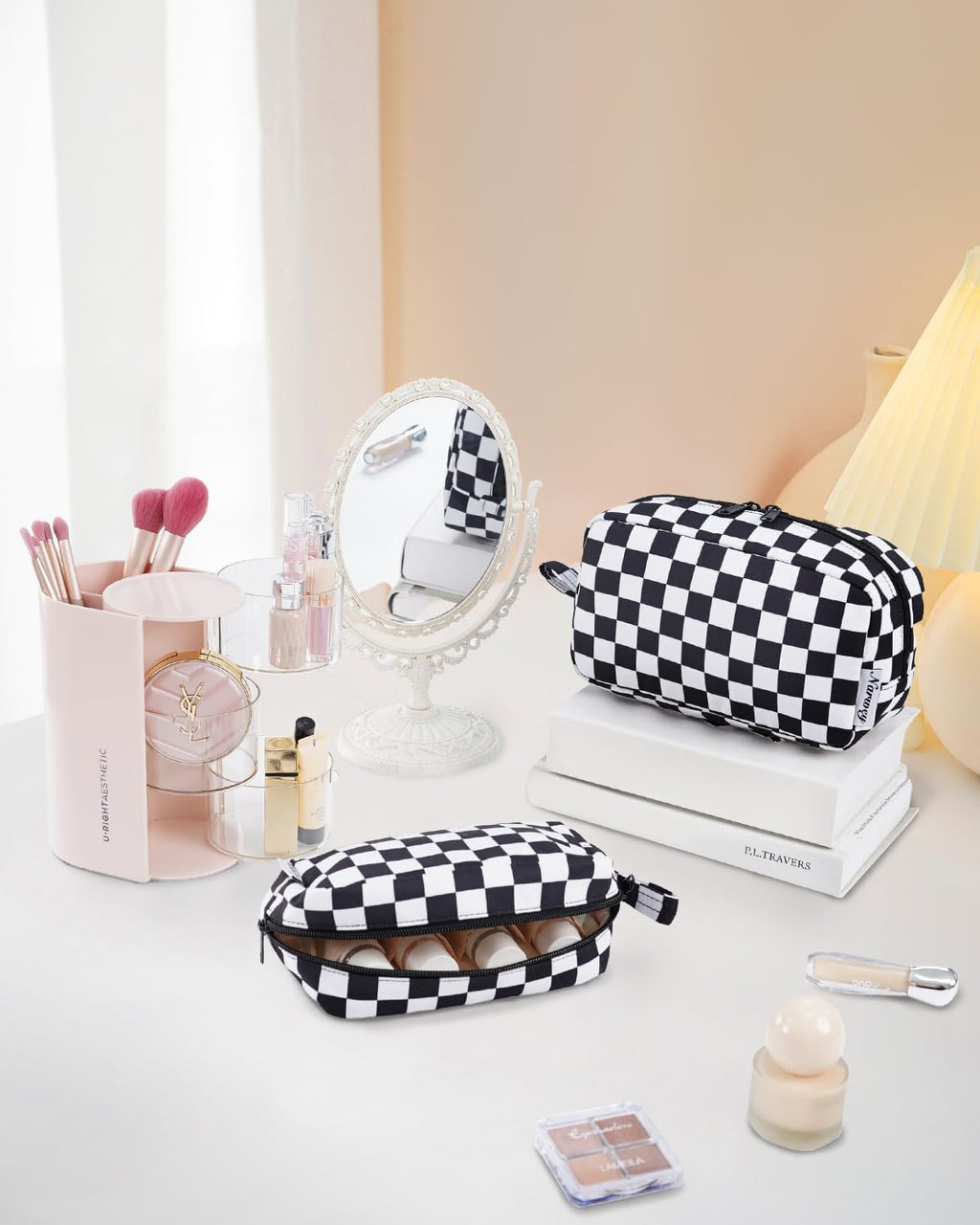 Narwey Checkered Makeup Bag, Travel Cosmetic Bag Organizer, Toiletry Bag Make Up Bags with Organized Pockets for Women (Black Checkerboard, Large)