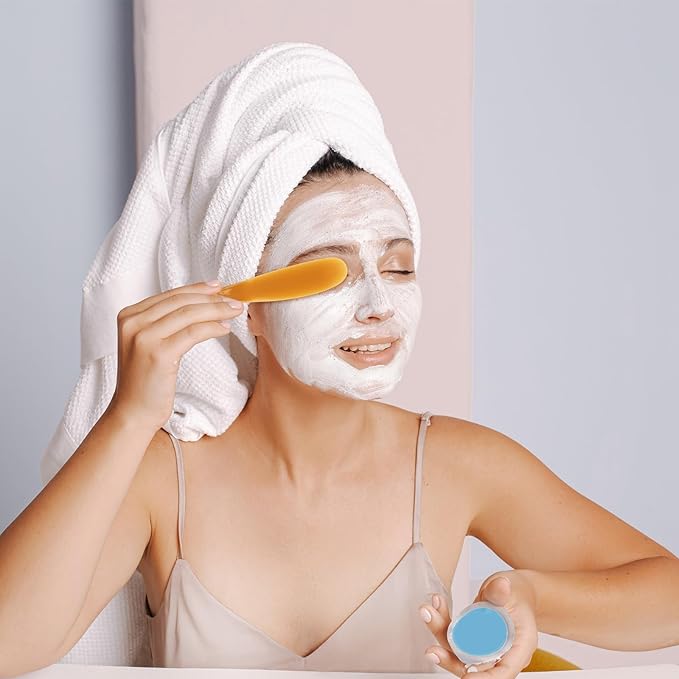 6Pcs Large Makeup Scoops Spatulas Plastic Cosmetic Spatula Face Mask Spoon Stick Applicator Beauty Spa Facial Skin Care Tools for DIY Cream Lotions Moisturizers Mixing and Sampling