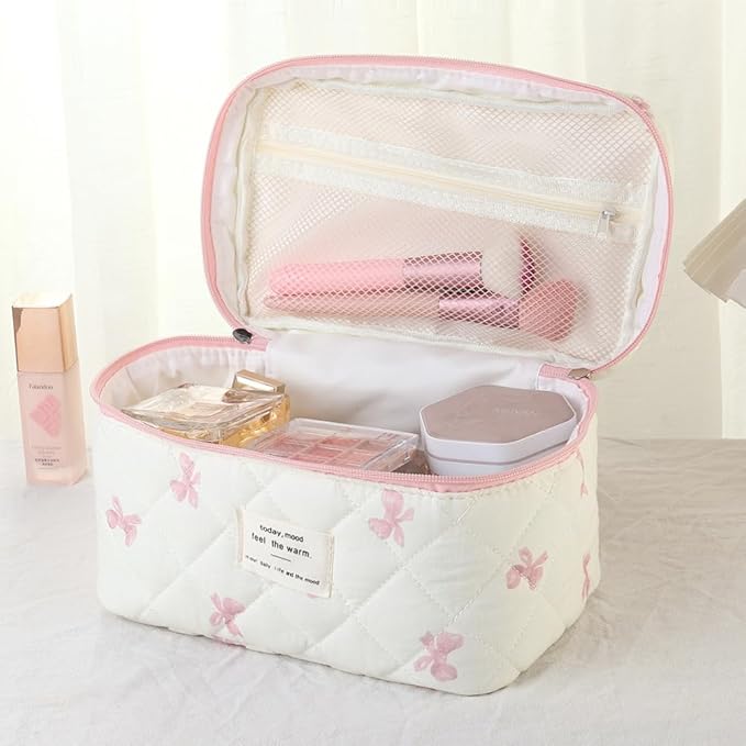 uekeboag Large Travel Quilted Makeup Bag for Women, Floral Cotton Cosmetic Bag, Coquette Aesthetic Floral Toiletry Organizer Bag(08Little Pink Bow