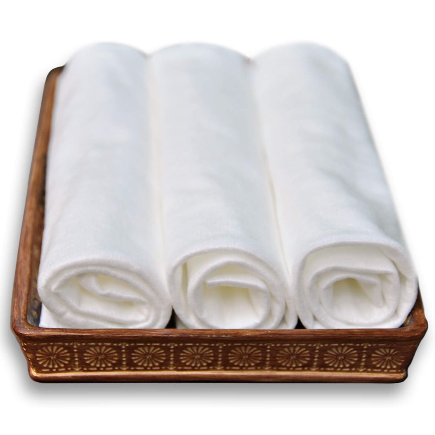 DAVELEN Disposable Large Luxury Towels (100-Count) Spa and Salon Quality Softness for Guests, Clients | Hair, Face, Body Use | Luxurious Comfort, Ecofriendly (100, 32x16 inches)