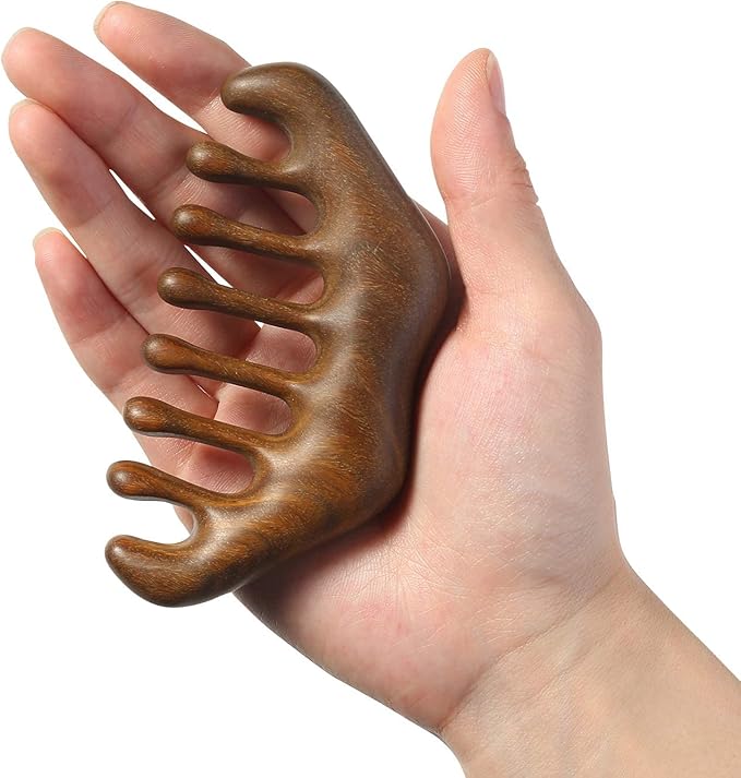OULIGET Massage Wooden Comb,Wood Wide Tooth Hair Comb, Scraping Scalp Massage,Handheld No Static Head Tool for Scalp Massage, Detangling, and Daily Care,1 Pieces.