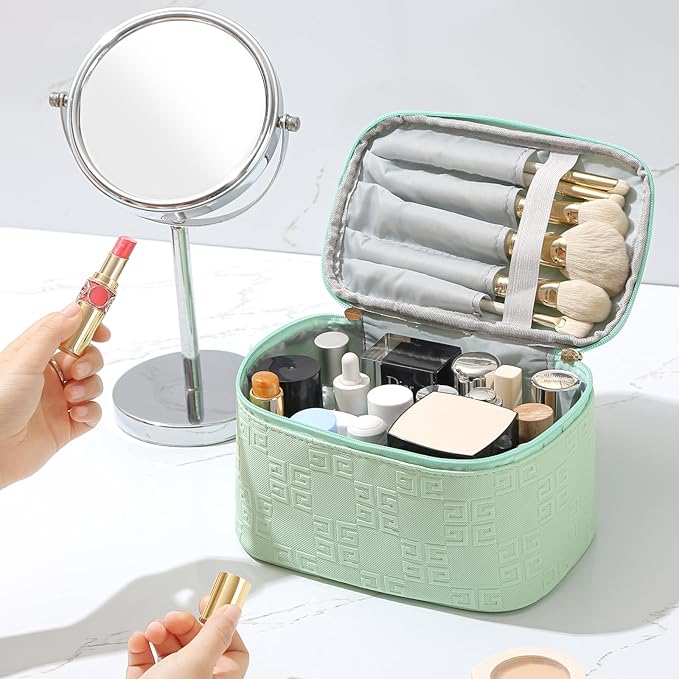 Meiyuuo Travel Makeup Bag for Women, PU Leather Cosmetic Bag, Light Green