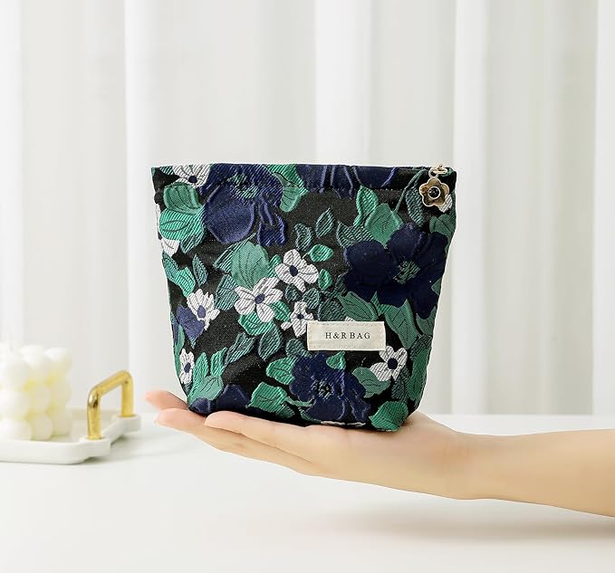 getgto 2 Pcs Makeup Bags, Large Cosmetic Bag Travel Toiletry Bag Organizer for Women, Embroidery Craft, Floral Makeup Bag Small Cosmetic Pouch Purse with Zipper Gifts for Girls Teen