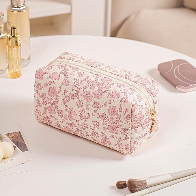HHQQWZ Cute Square Floral Cotton Makeup Cosmetic Bag for Women Girls, Travel Quilted Zipper Make Up Bag, Square Flowers Organizer Case Kawaii Makeup Cosmetic Travel Cloth Pouch (Pink Floral)