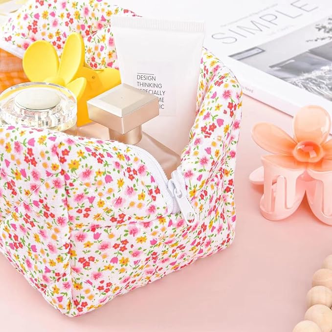 MZLUWM Puffy Coquette Floral Quilted Makeup Bag - Large Fashionable Travel Pouch, Cute Pink
