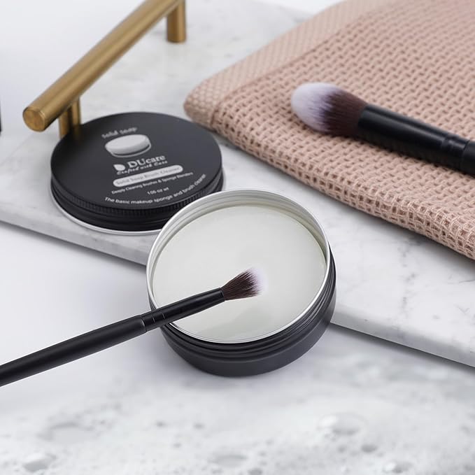 DUcare Brush Wash Bar - Gentle Makeup Brush Washing Bar