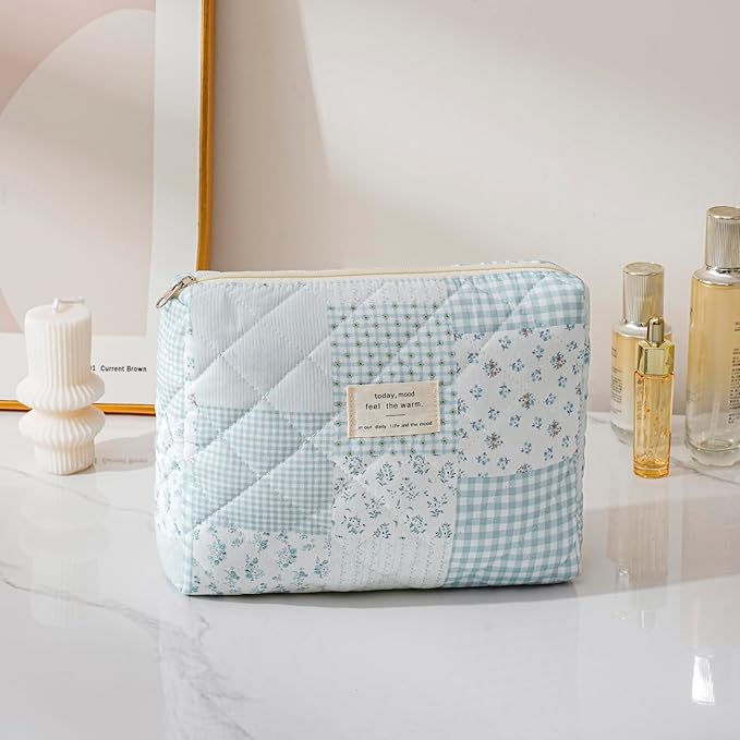 uekeboag 3Pcs Quilted Cotton Makeup Bag,Coquette Quilted Toiletry Bag for Women and Girls,Floral Coquette Pouch,Cute Kawaii Travel Cosmetic Bags(3Pcs Bluepatchwork)