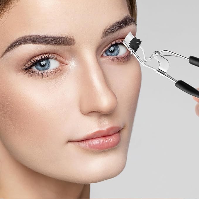 Eyelash Curler Kit Metal Eye Lashes Curler，Professional Makeup Tool with Built-in Comb Eye with 10 Replacement Refill Pads Get Dramatically Curled Eyelashes for Women Girl (Black)