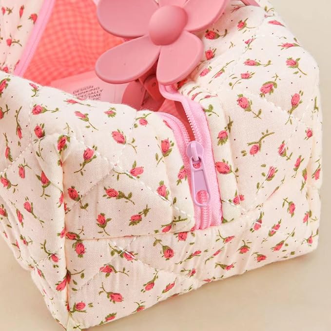 MZLUWM Floral Makeup Bag,Floral Quilted Makeup Pouch,Large Cosmetic Bag,Fashionable Travel Makeup Pouch, Cute Pink Makeup Bag,Puffy Coquette Make up Bag, Attractive Quilted Make up Bag