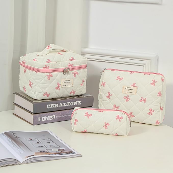 uekeboag 3Pcs Large Travel Quilted Makeup Bag for Women, Floral Cotton Cosmetic Bag, Coquette Aesthetic Floral Toiletry Organizer Bag(3Pcs WhitePink Bow