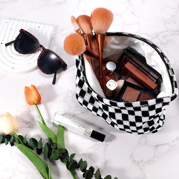 ZLFSRQ 2Pcs Checkered Makeup Bag for Women Large Small Checkered Cosmetic Bag Set Aesthetic Preppy Pencil Case Cute Pencil Pouch Black Makeup Pouch for Purse Travel Toiletry Bags Zipper Skincare Bags