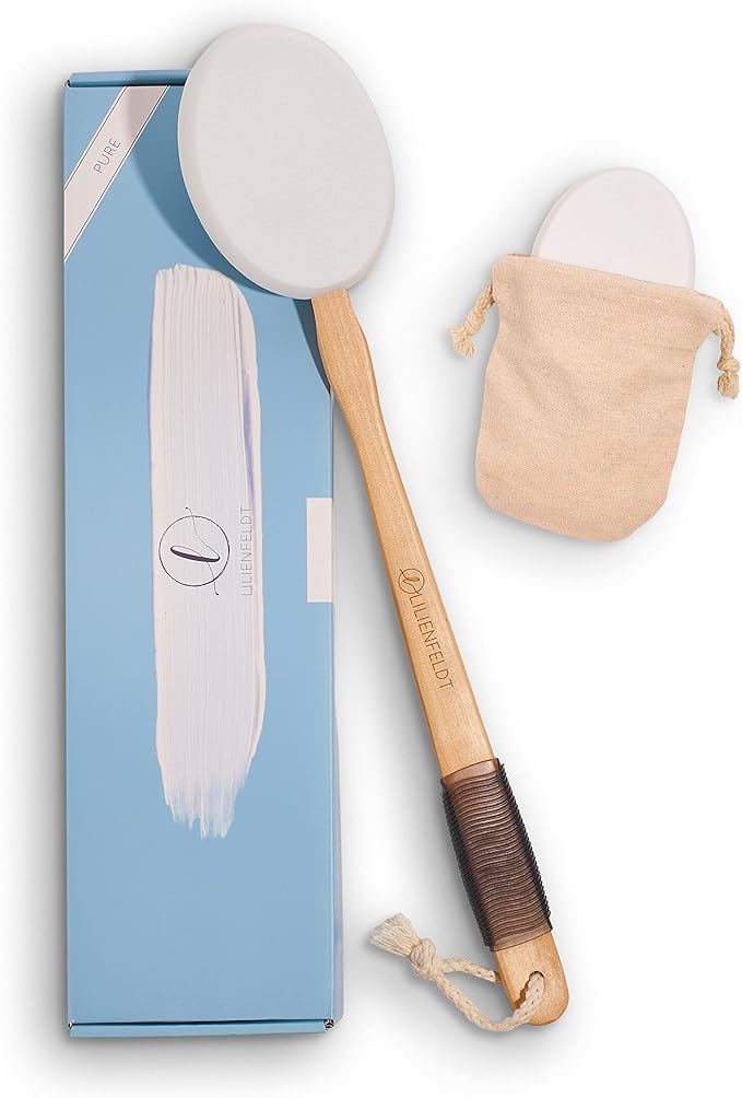 Lilienfeldt Bamboo Back Brush - Eco-Friendly Long Handled Lotion Applicator - Moisturizing - SKIN CLEANING BRUSH