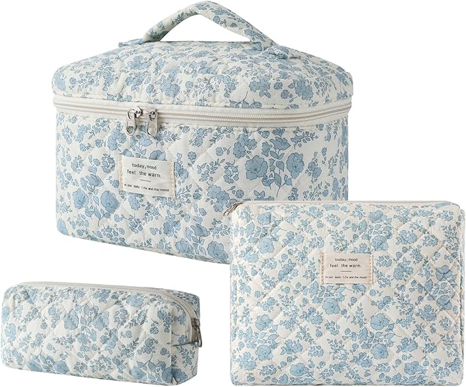 uekeboag 3Pcs Large Travel Quilted Makeup Bag for Women, Floral Cotton Cosmetic Bag, Coquette Aesthetic Floral Toiletry Organizer Bag(3Pcs LightBlue