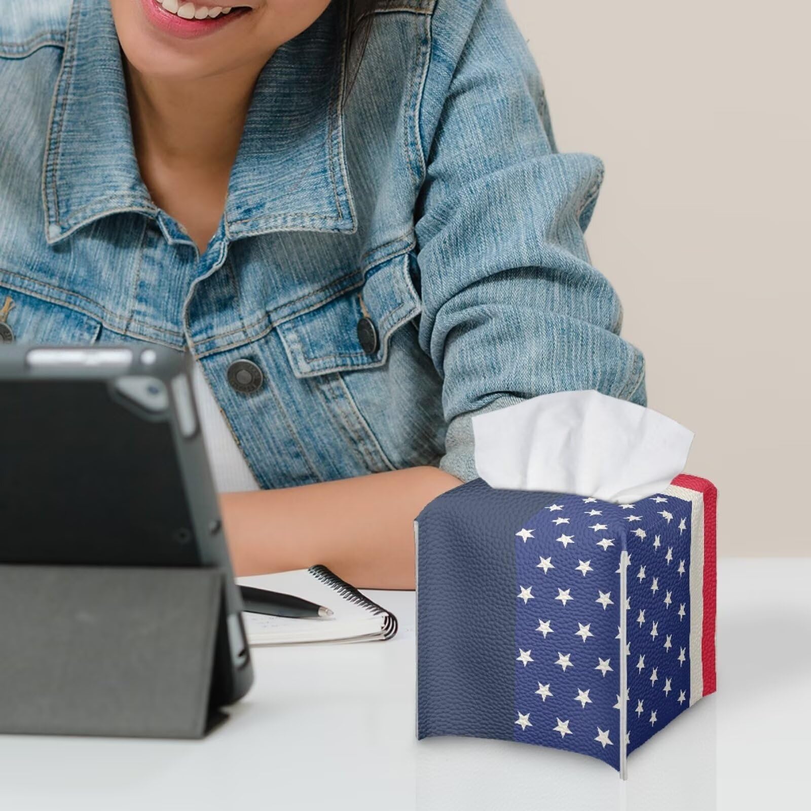 Pzuqiu American Flag Tissue Box Holder Stylish Leather Square Tissue Box Cover with Top Handle Waterproof Napkin Case Holder Home Office Bathroom Decor