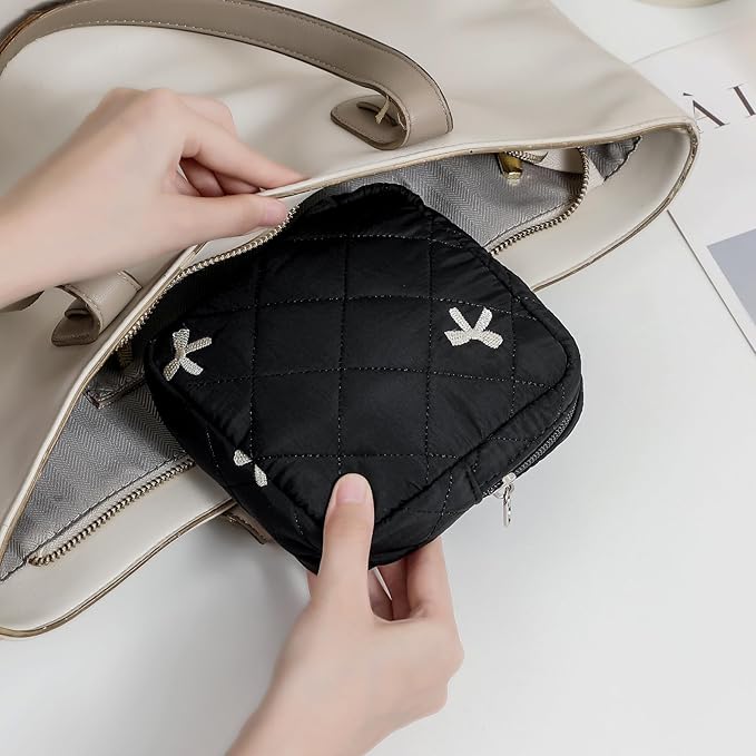 RSRSLEII Small Quilted Cosmetic Pouch for Purse, Mini Cotton Makeup Bag with Compartments, Cute Zipper Lipstick Holder for Women (08Black Bow)