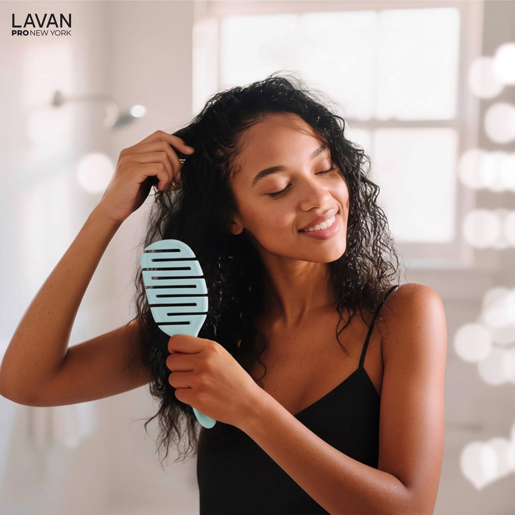 LAVANPRO New York Flex Detangling Hair Brush (BABY BLUE)