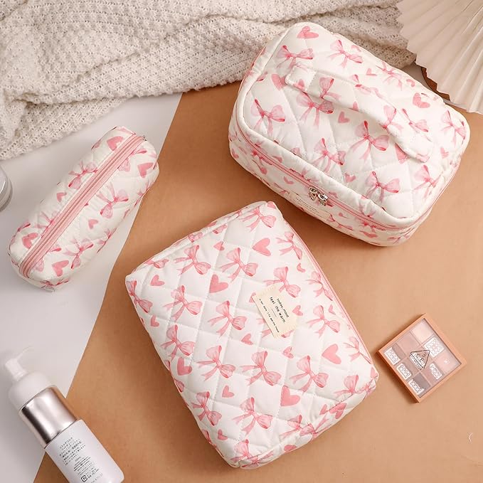 uekeboag Large Travel Quilted Makeup Bag for Women, Floral Cotton Cosmetic Bag, Coquette Aesthetic Floral Toiletry Organizer Bag(15Love Bow