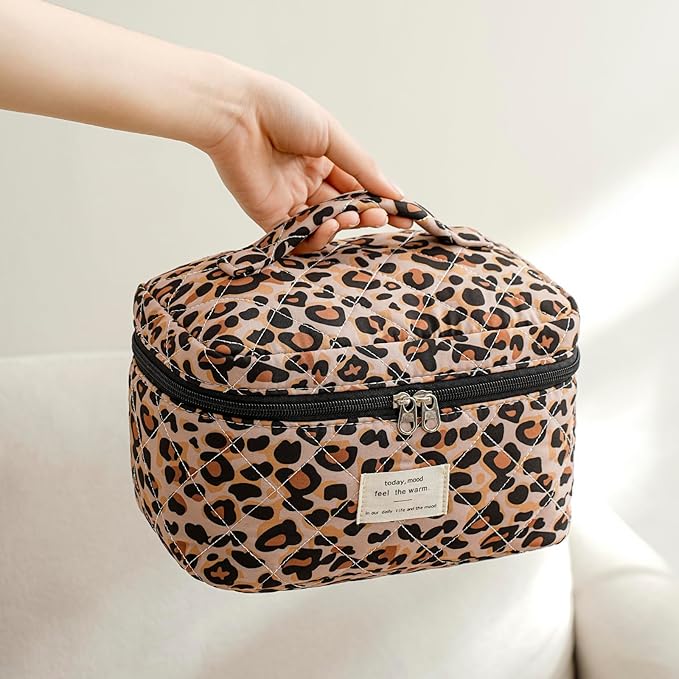 uekeboag Large Travel Quilted Makeup Bag for Women, Floral Cotton Cosmetic Bag, Coquette Aesthetic Floral Toiletry Organizer Bag(Leopard