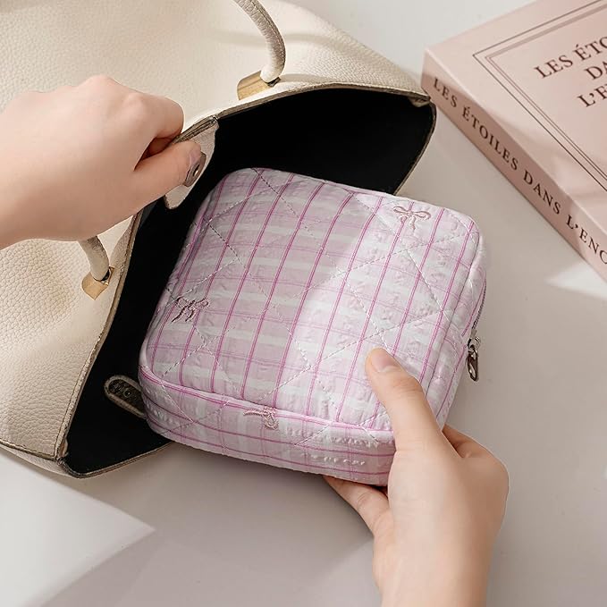 RSRSLEII Small Quilted Striped Cosmetic Pouch for Purse, Mini Cotton Makeup Bag with Compartments, Cute Zipper Lipstick Holder for Women (23 Pink Stripes)