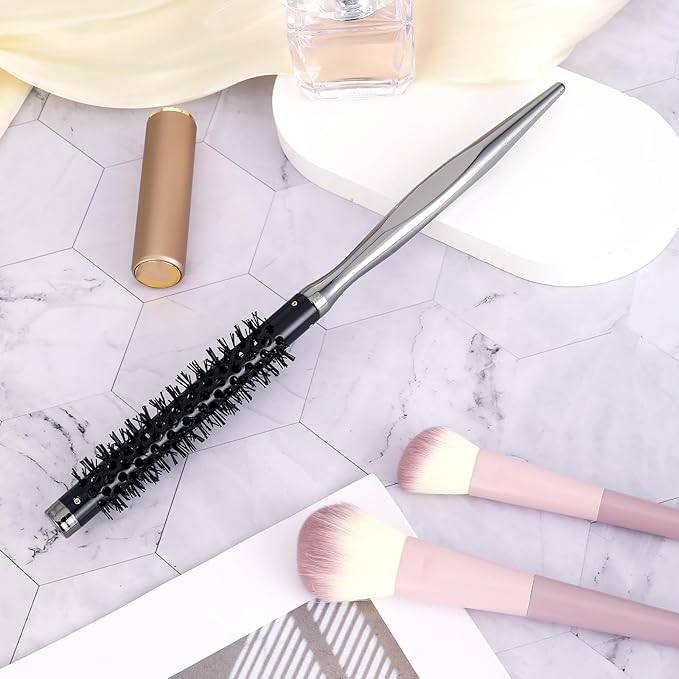 Small 1 Inch Mini Quiff Roller Brush for Blow Drying, Portable Curling Brush With Smooth Handle and Nylon Bristles for Styling Short Hair
