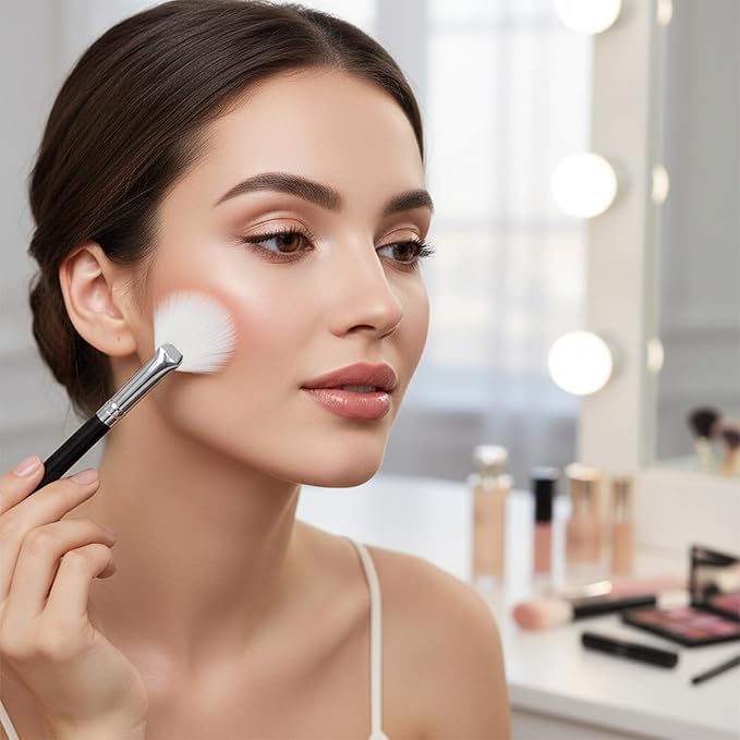 Psiriol 2PCS Highlighter Brush Fan Brush for Face Highlighting