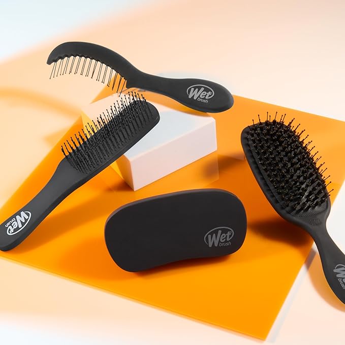 Wet Brush Shine Enhancer Hair Brush with IntelliFlex Bristles, Short Hair & Palm Beard Detangler for Men, Detangling Boar Bristles, Soft & Shiny Strands, For Easy Styling, Black