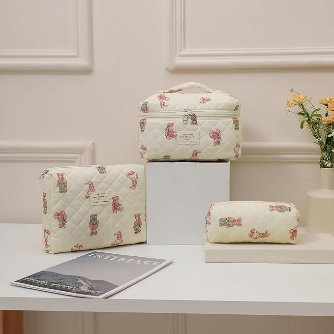 uekeboag 3Pcs Large Travel Quilted Makeup Bag for Women, Floral Cotton Cosmetic Bag, Coquette Aesthetic Floral Toiletry Organizer Bag(3Pcs WhiteBear