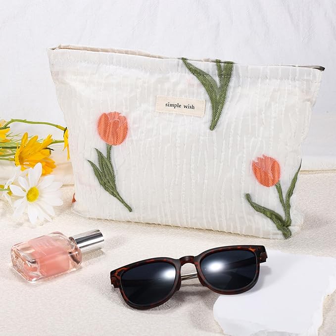 ZLFSRQ Makeup Bag Travel Cosmetic Bag for Purse Floral Zipper Makeup Pouch for Women Small Cute Flower Cosmetic Pouch Toiletry Bag Pencil Case Portable Organizer Canvas Aesthetic Gift (Tulip)