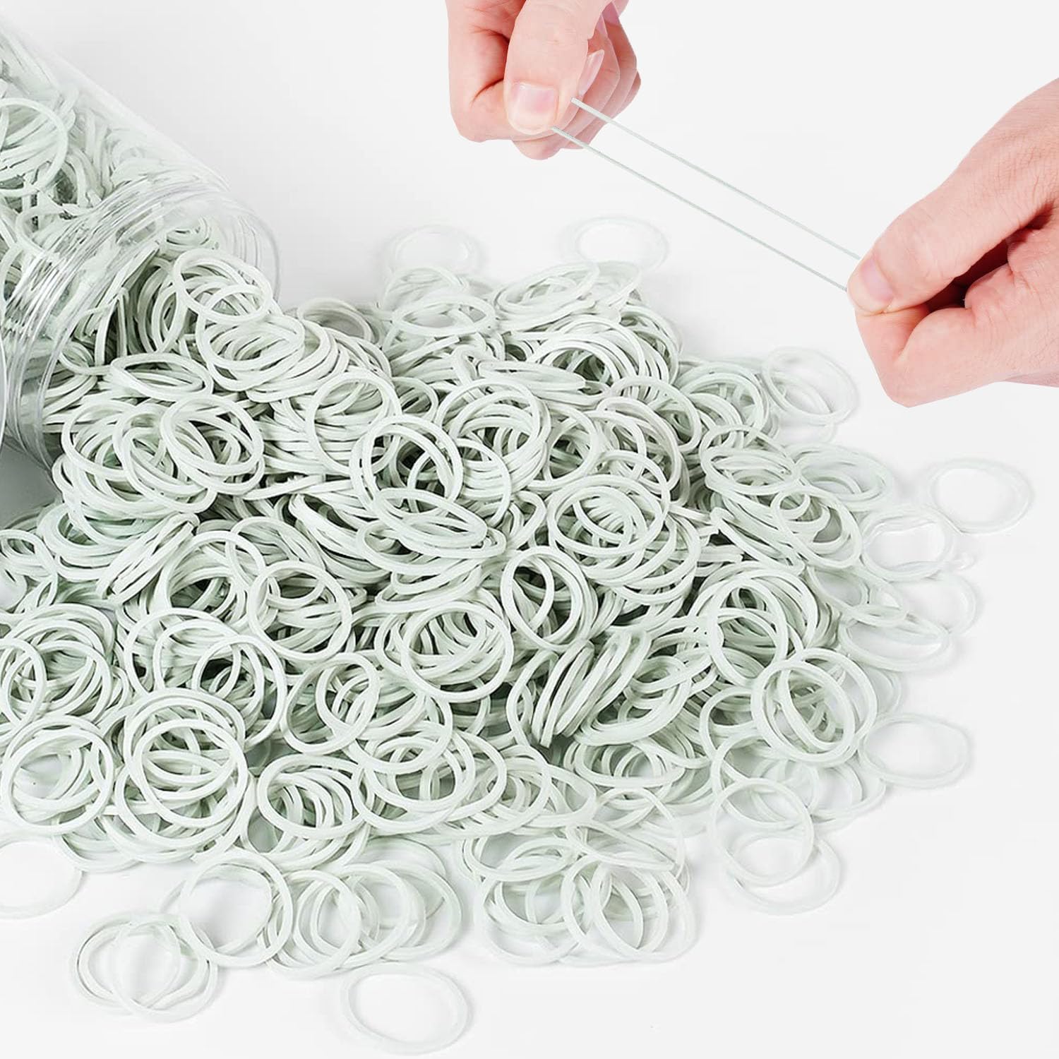 HOYOLS 3/4 Inch White Hair Rubber Bands for Hair Ties, Small Elastics Bands Ponytail Holders for Women Girls Mini Student Crafts Office 600pcs (M)