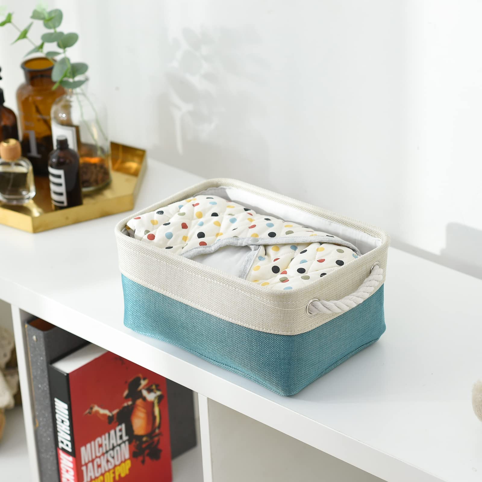 TheWarmHome Fabric Storage Bin with Handles,Storage Basket for Home Storage and Organization, Shelf Basket with Cover for Living Room Bedroom Decor Closet（White & Green,Small,11.8L×7.9W×5.2H
