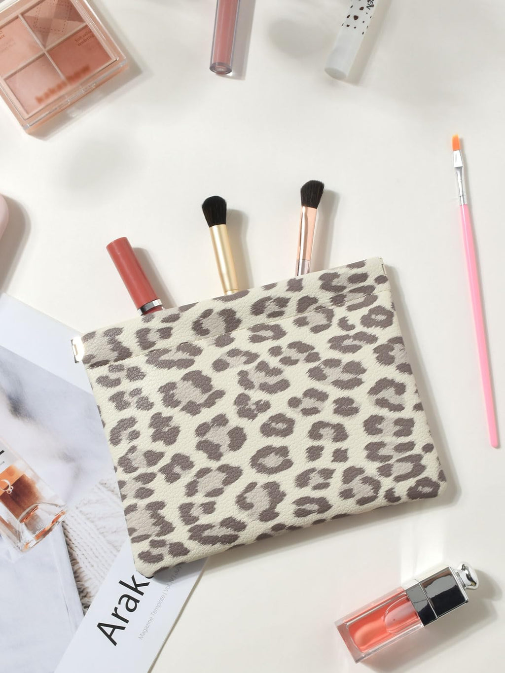 Ksriylm Leopard Leather Small Makeup Pouch for Women,Cosmetic Accessories,Waterproof and Portable Cosmetic Bag,Self-closing, No Zipper, Aesthetic Storage Pouch,Lipstick for Purse,Beige Brown