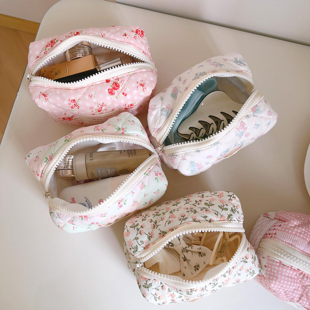 Sminra Small Quilted Makeup Pouch, Floral Cotton Cosmetic Bag for Purse, Cottagecore Zipper Pouch Organizer for Daily Essentials, Soft Mini Toiletry Pouch, Pink Floral-S