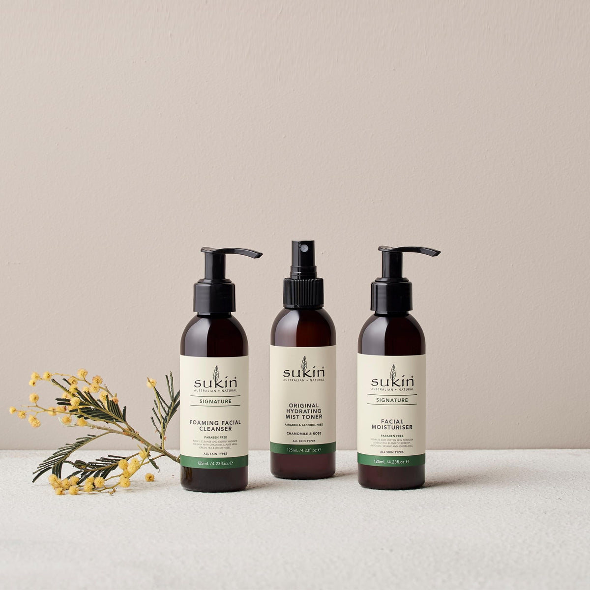 Sukin Facial Moisturizer, Hydrating – Signature Face Lotion with Aloe Vera, Rosehip Oil & Shea Butter for Rejuvenating Dry Skin, Signature Scent, 4.23 Oz