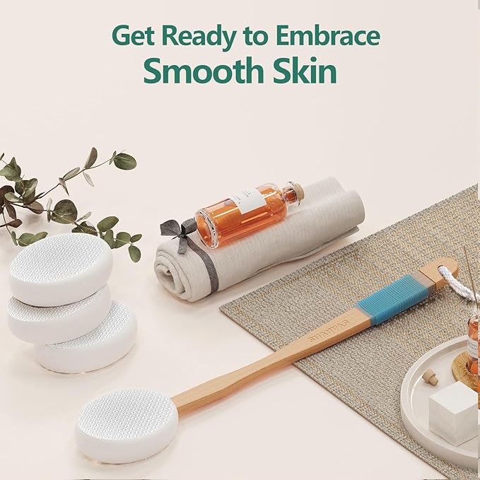 Svarvns Lotion Applicator with 4 Replaceable Pads for Back, Self, Elderly, Women - Cream Medicine Applicator with 17" Curved Handle Easy to Target Back and Feet, White