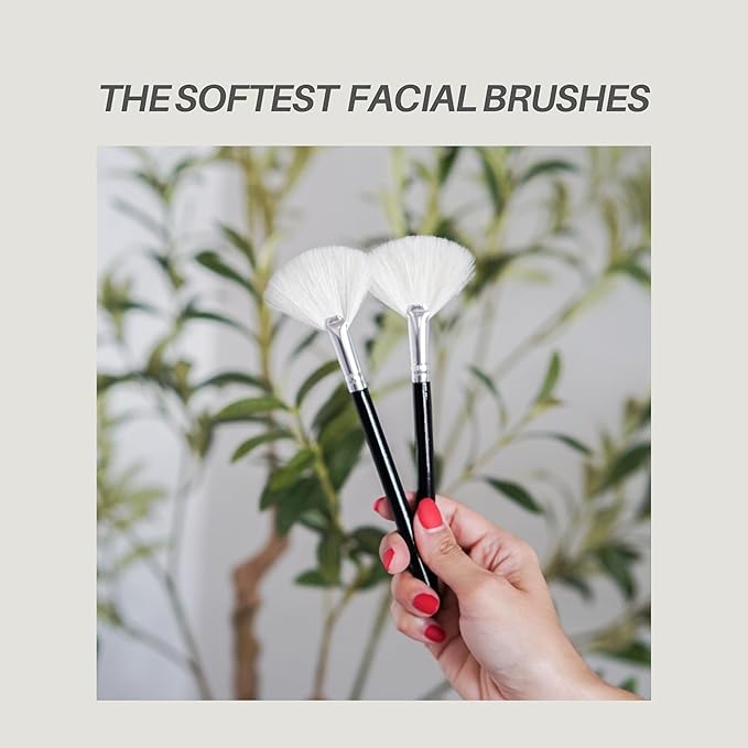 Soft Fluffy Goat Hair Professional Facial Esthetician Brushes (White)