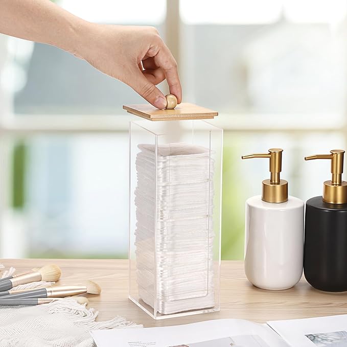 GUSHBIN Acrylic Clean Pad Storage Box Vertical Cotton Pads Holder Square Makeup Pad Dispenser with Lid Clear Bathroom Countertop Vanity Organizer